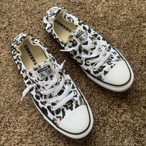 Leopard Chuck Taylor All Star Converse - Scrunch Back - Women’s Size 9